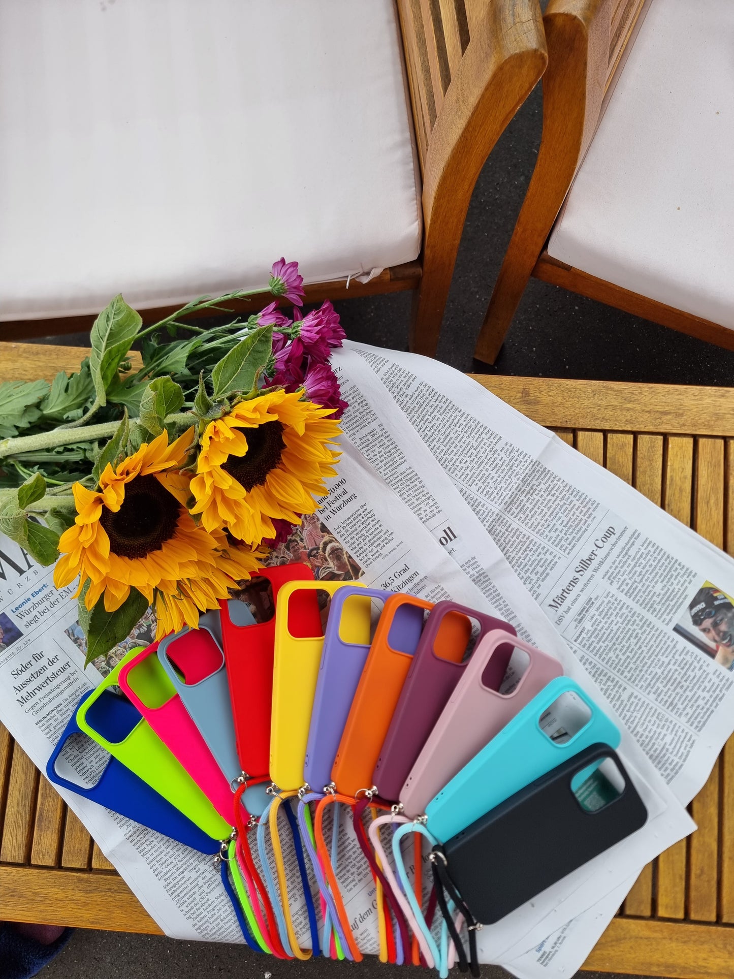 Hülle zum Umhängen in verschiedenen Farben für iPhone