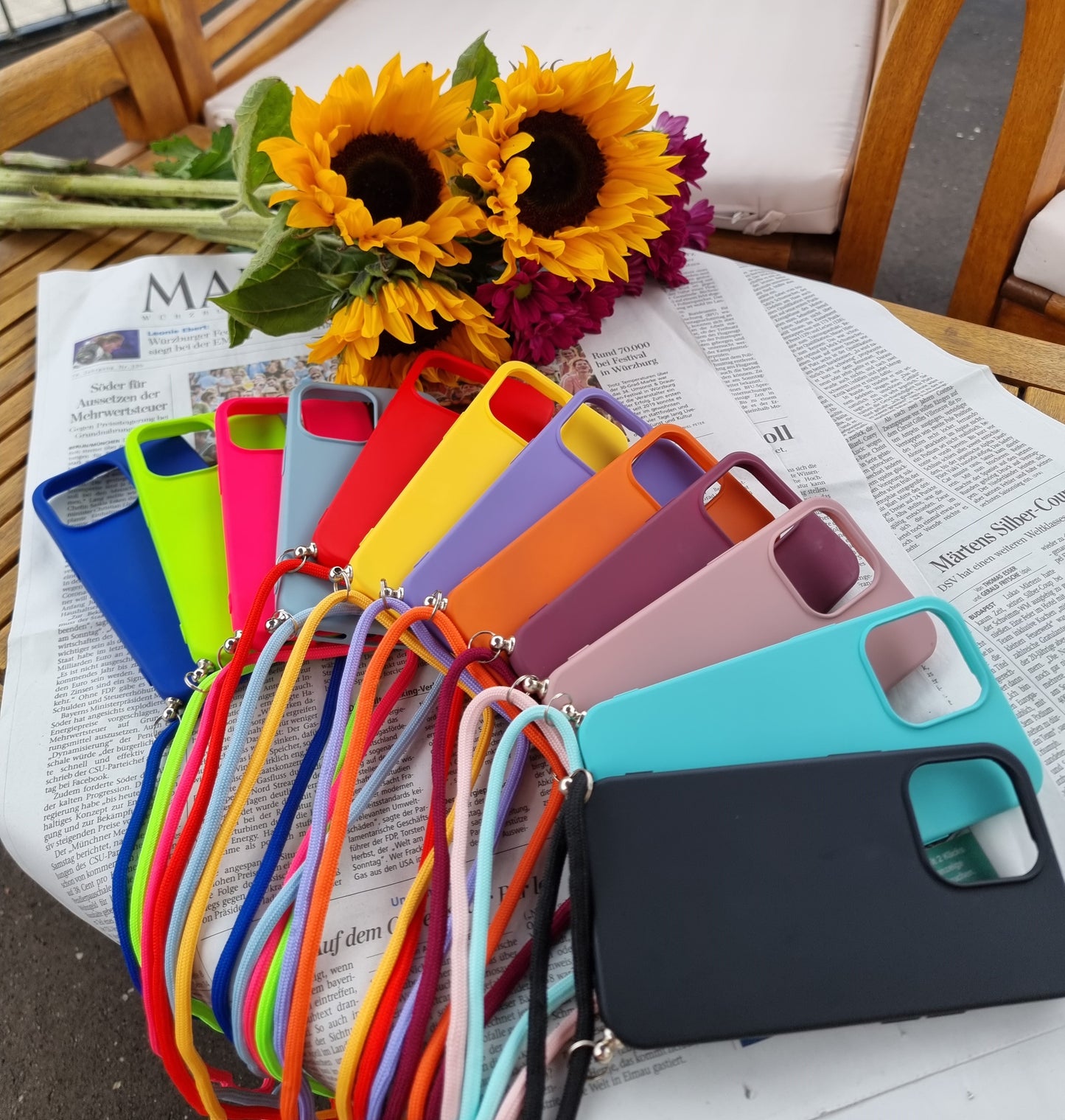 Hülle zum Umhängen in verschiedenen Farben für iPhone