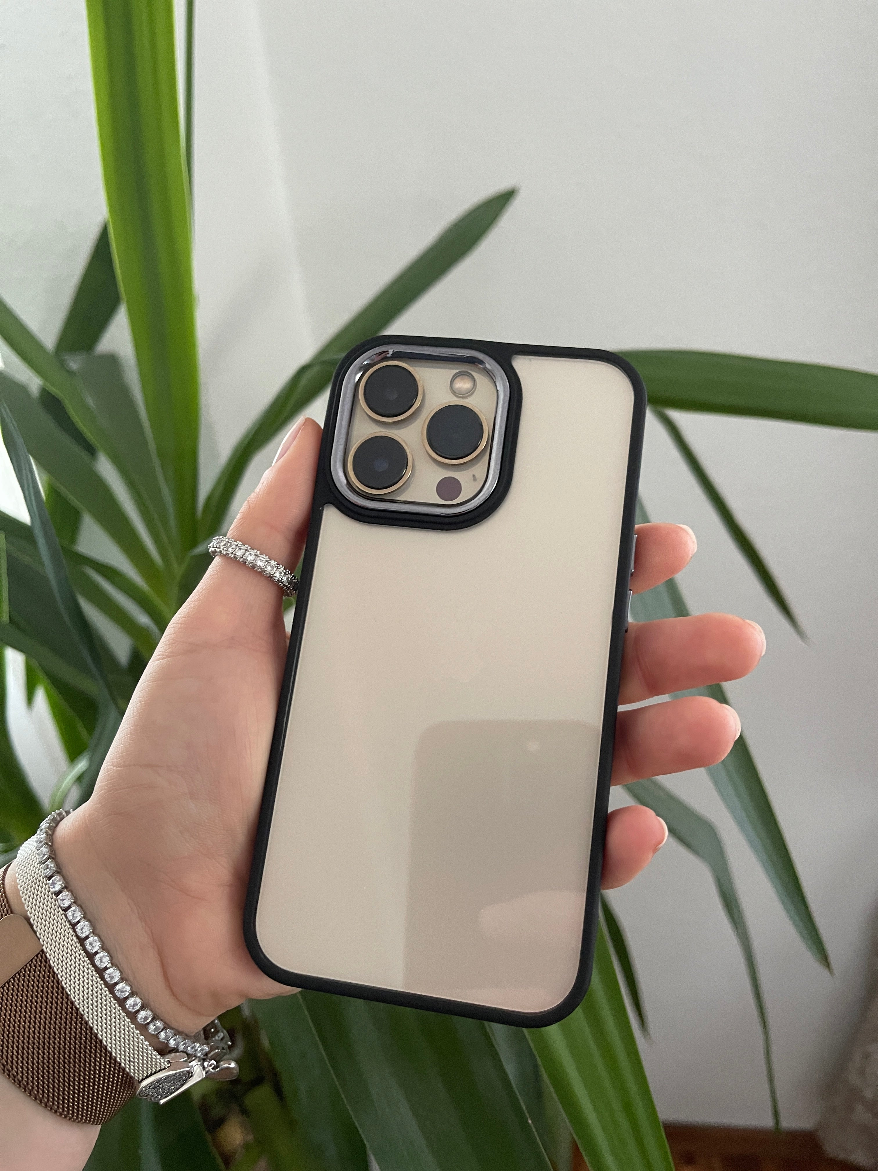 Schutzhülle mit verchromter Kameraabdeckung für iPhone