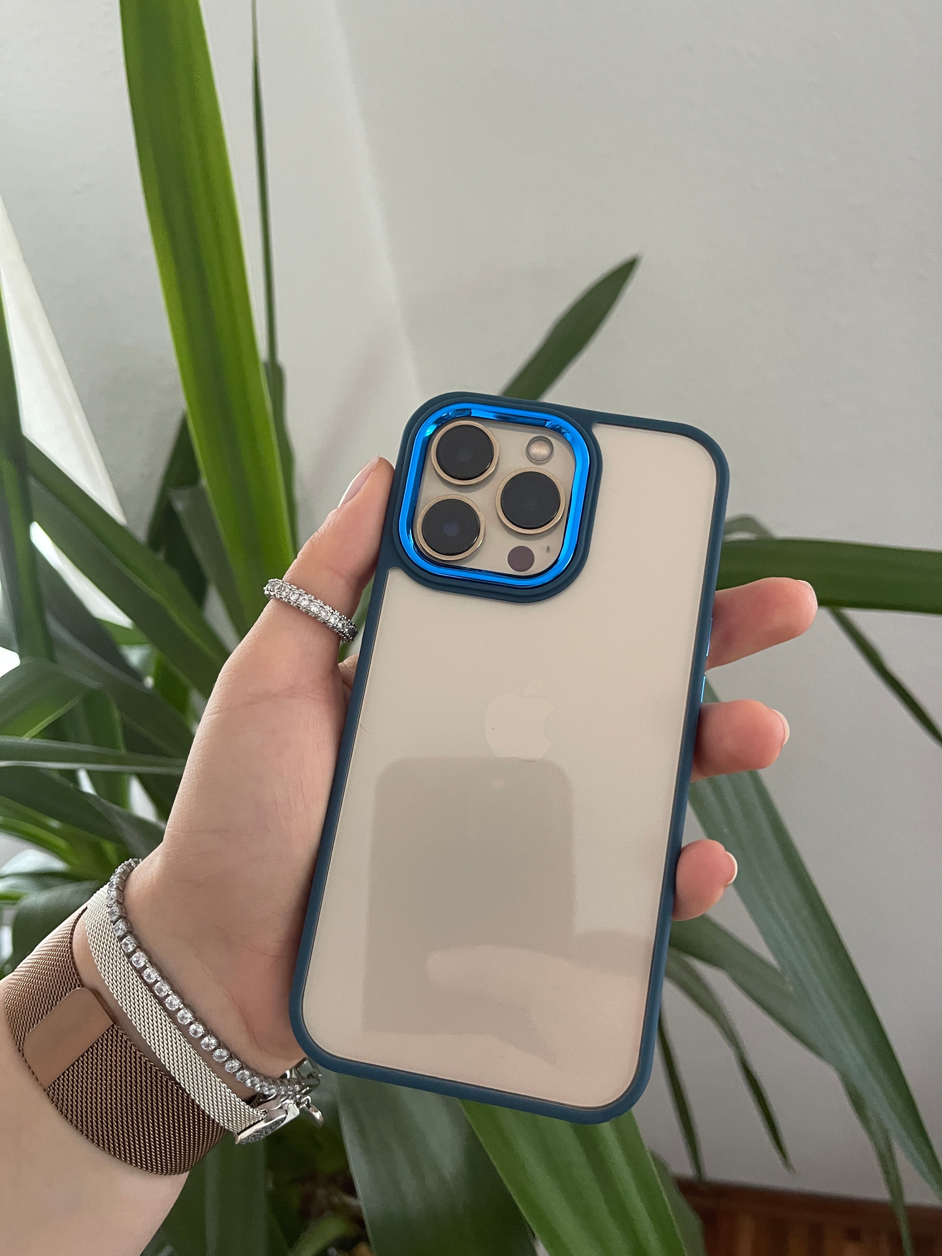 Schutzhülle mit verchromter Kameraabdeckung für iPhone