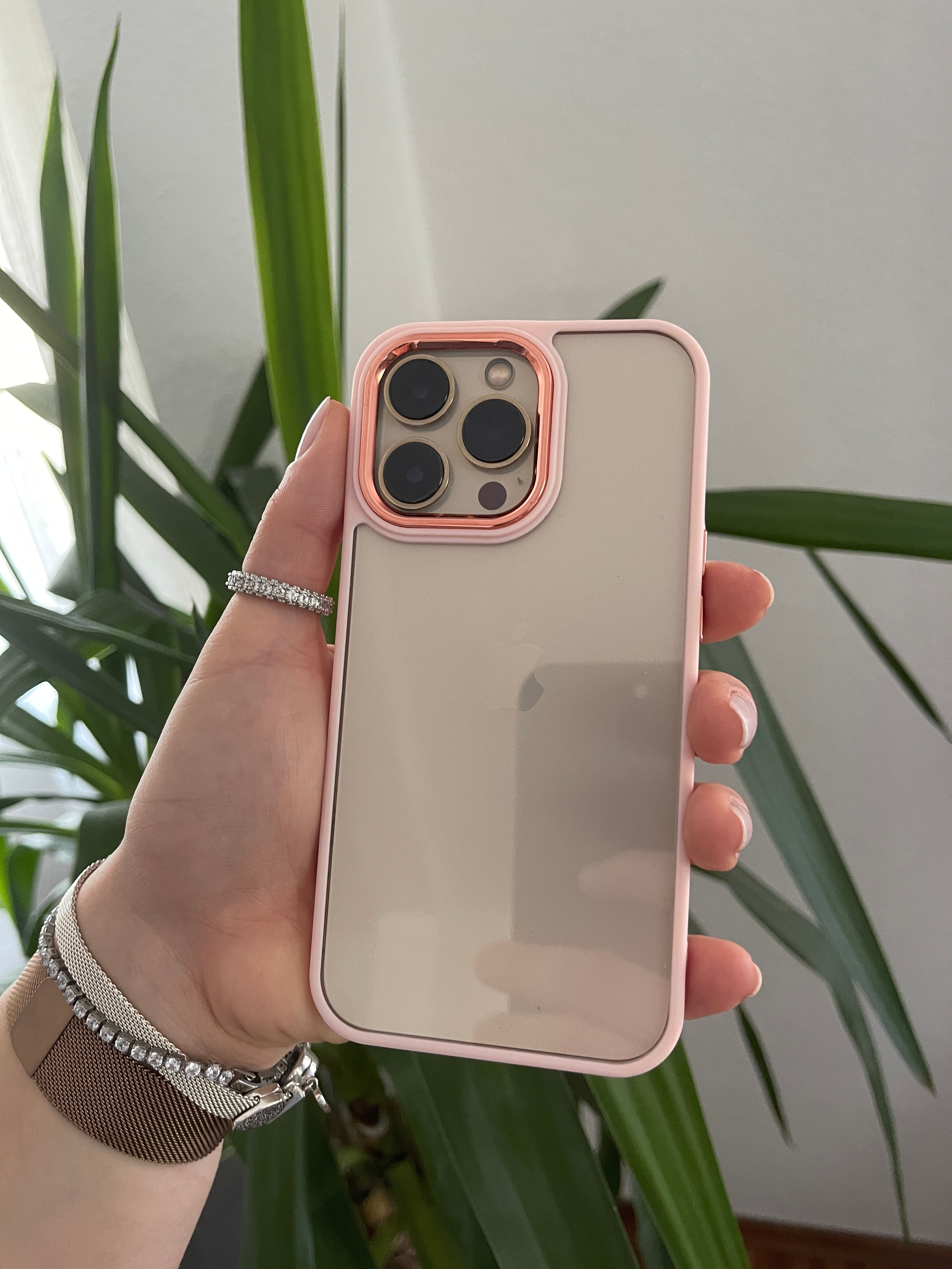 Schutzhülle mit verchromter Kameraabdeckung für iPhone