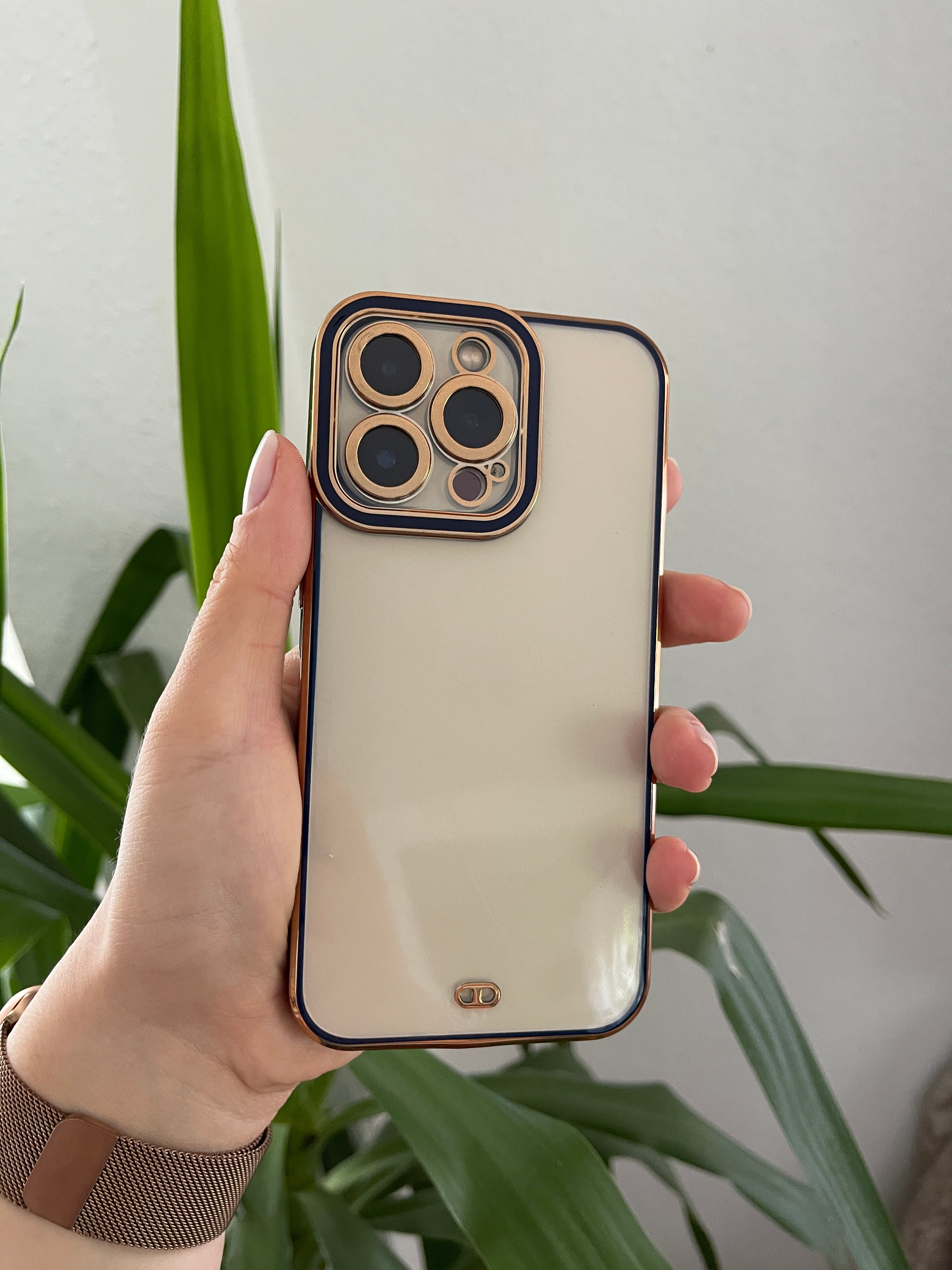 Hülle mit vergoldeten Seiten für iPhone