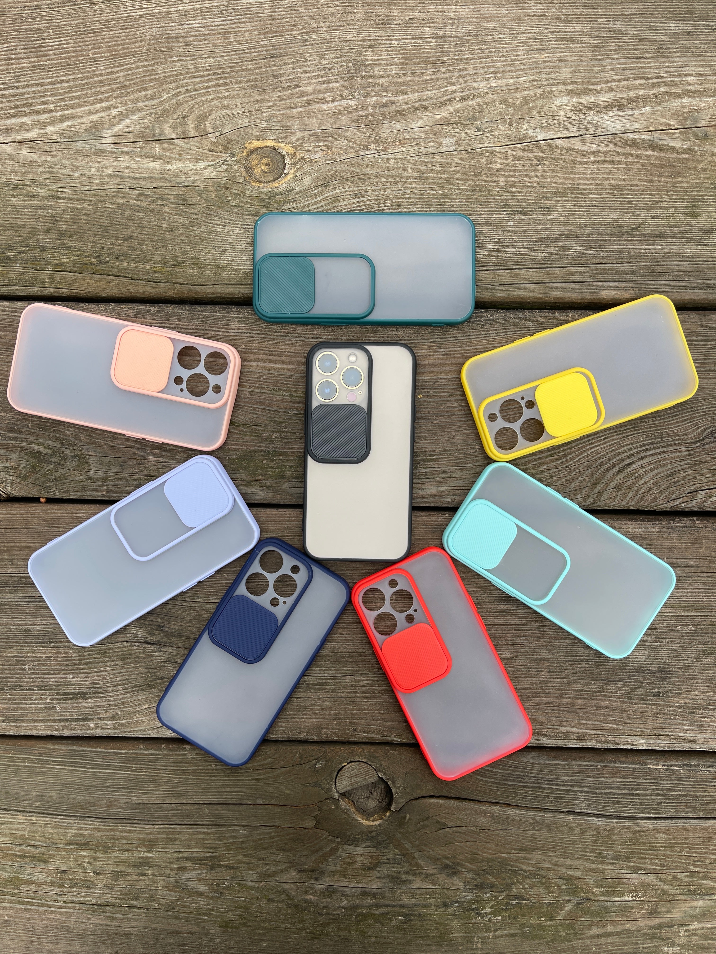 Hülle mit verschiebbarer Kameraabdeckung für iPhone